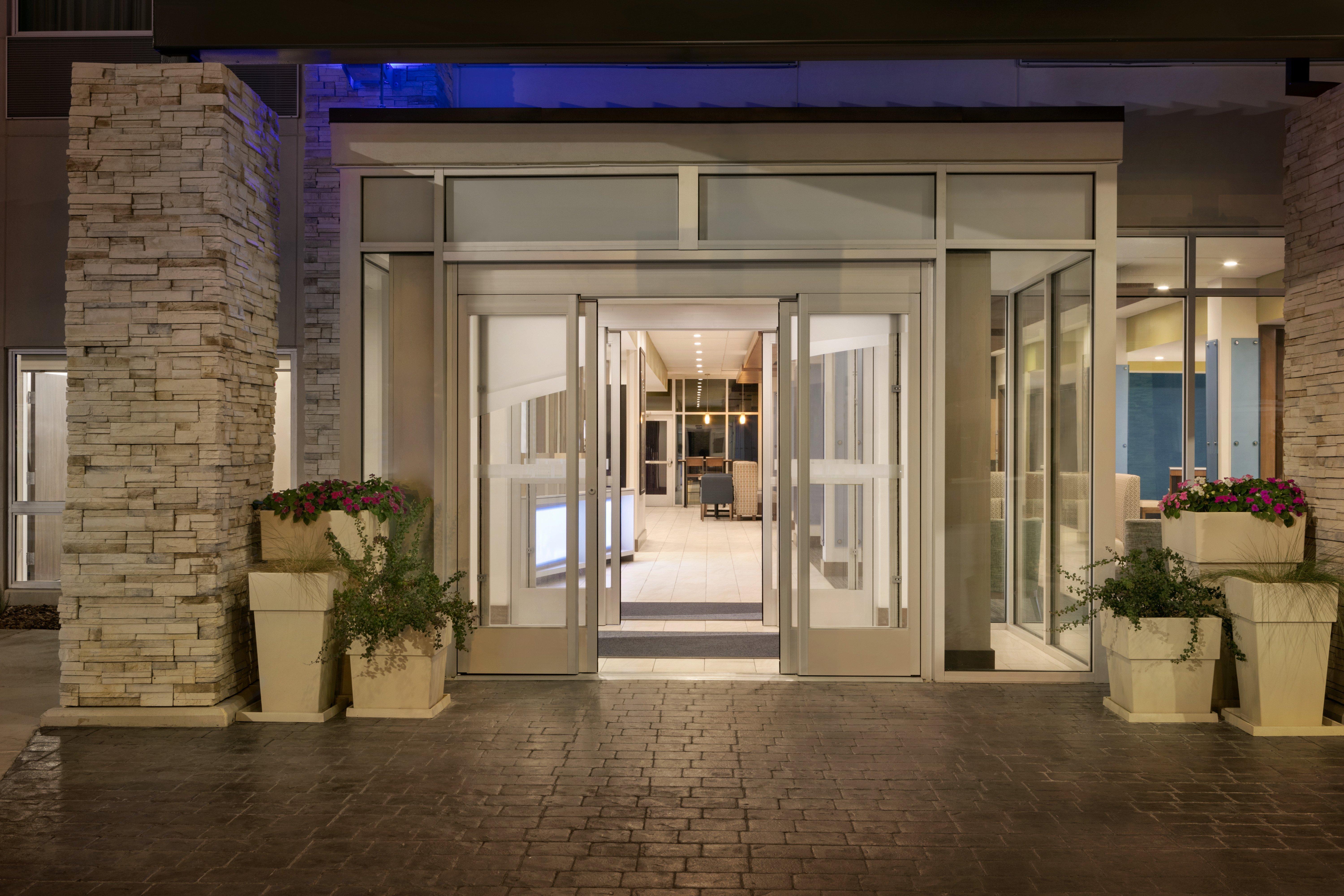 Holiday Inn Express & Suites Salisbury By Ihg Kültér fotó